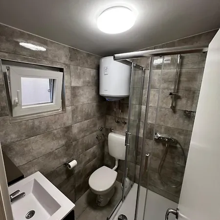Apartmani Lovren Novalja Exterior foto