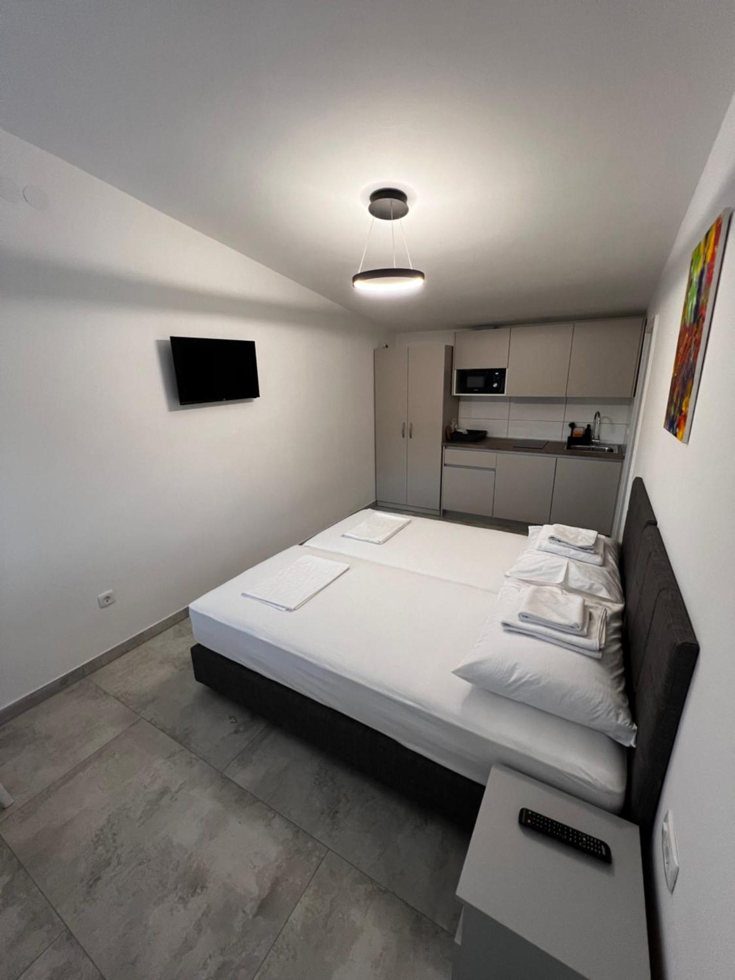 Lovren Apartment