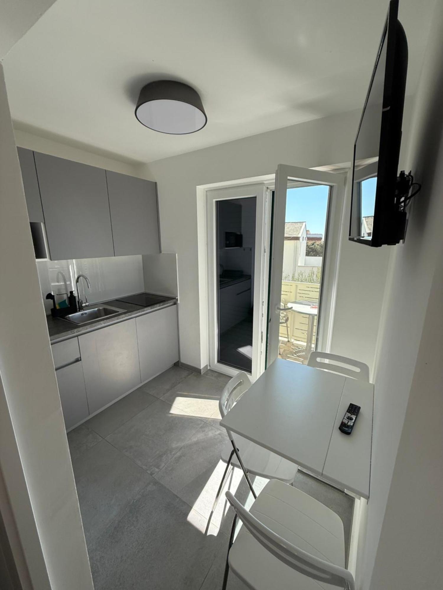Lovren Apartment